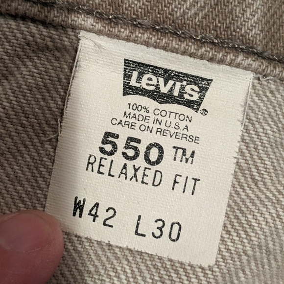Vintage Levi's Orange Tab Mens 550 Size 40x30 Relaxed Fit Khaki Tan Jeans Great! - Picture 2 of 7